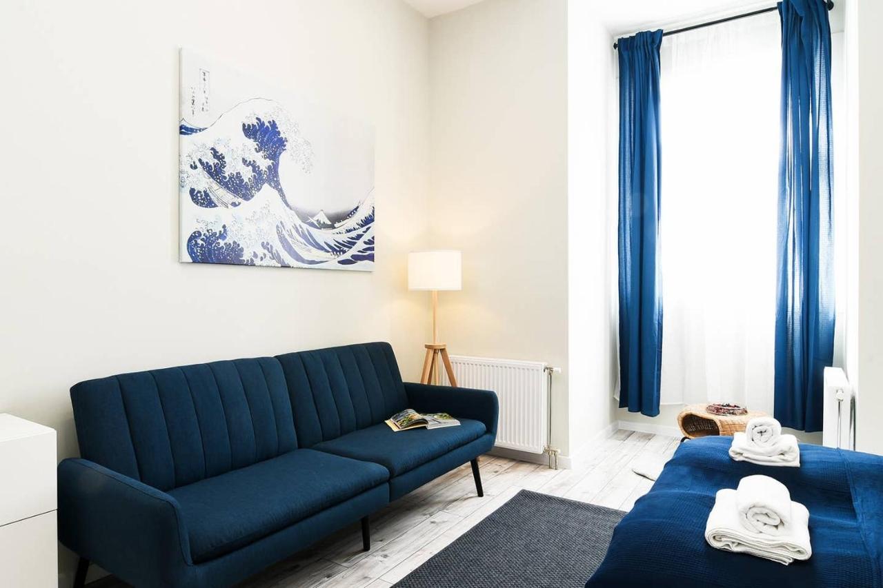 Ultra Central And Stylish Apartment With Ac Budapest Luaran gambar